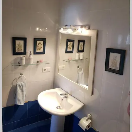 Infantas. Centro De Sanlucar. Apartamento